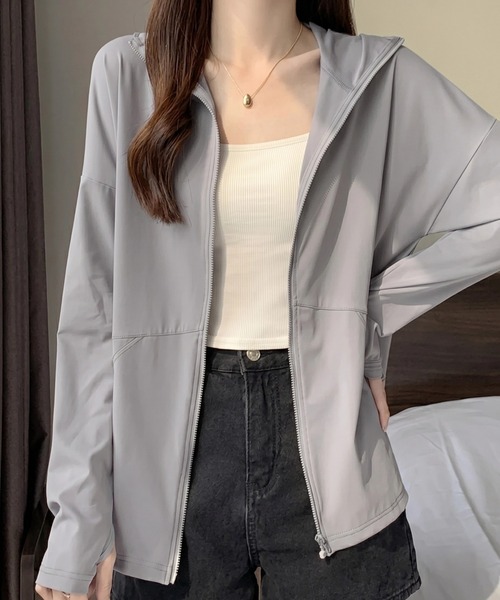yuue' ( wear )（ユーイ）の「指穴付きラッシュガード長袖パーカー/UVカットフーディー（パーカー・レディース・ブラック/グレー/ホワイト・FREE）」の9枚目の写真