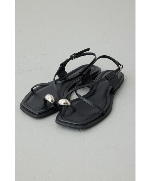 AZUL by moussy(アズールバイマウジー)の「メタルパーツクロスデザインサンダル 靴(サンダル・レディース・ブラック/グレイッシュベージュ・SMALL/MEDIUM/LARGE)」の4枚目の写真