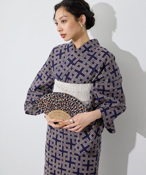 Whim Gazette(ウィムガゼット)の「扇子(和装小物・レディース・ネイビー/ベージュ・FREE)」の6枚目の写真