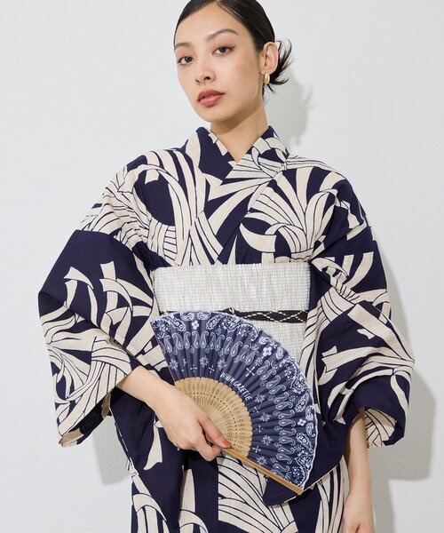 Whim Gazette(ウィムガゼット)の「扇子(和装小物・レディース・ネイビー/ベージュ・FREE)」の3枚目の写真