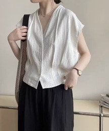 Vネックノースリーブブラウス
