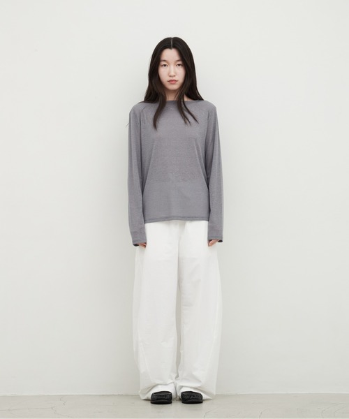 OFROOM(オフルーム)の「Nylon Curve Pants|ナイロンカーブパンツ(その他パンツ・レディース・ブルー/ネイビー/ブラック/ホワイト・MEDIUM/SMALL)」の5枚目の写真