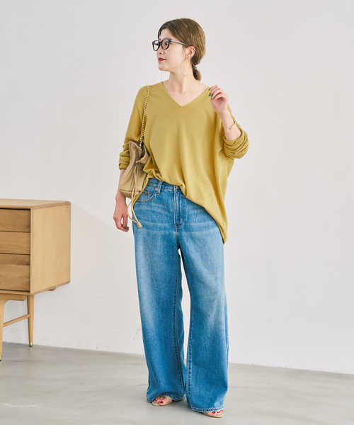 Spick & Span(スピックアンドスパン)の「《全新色 / 追加》コットンバルキーヤーンルーズVネックプルオーバー(ニット/セーター・レディース・ネイビー/モカ/マスタード・FREE)」の10枚目の写真