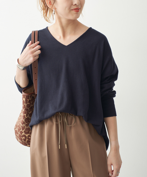 Spick & Span(スピックアンドスパン)の「《全新色 / 追加》コットンバルキーヤーンルーズVネックプルオーバー(ニット/セーター・レディース・ネイビー/モカ/マスタード・FREE)」の20枚目の写真