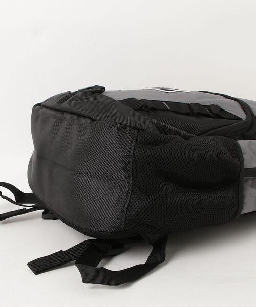 Russell Athletic(ラッセルアスレティック)の「【Russell Athletic/ラッセルアスレティック】ワンポイント ロゴ バックパック UB83UEAXX(バックパック/リュック・メンズ・ブラック・FREE)」の19枚目の写真