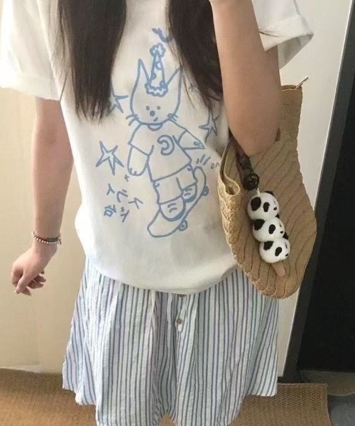 AsRiRe(アスリレイ)の「ドローイングエンジェルプリントTシャツ(Tシャツ/カットソー・レディース・ホワイト/ブラック・M)」の4枚目の写真