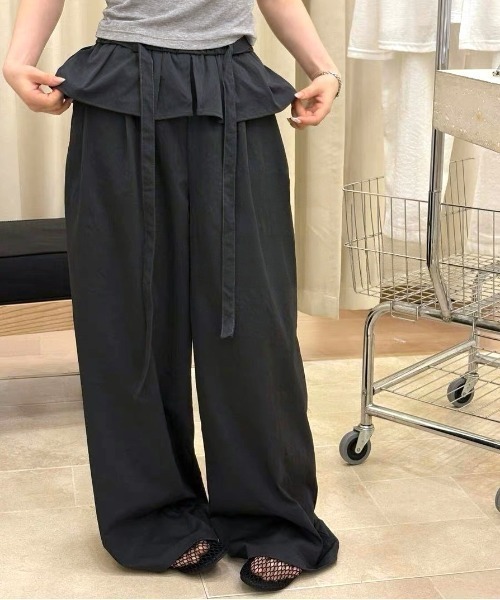 Vipoa(ヴィポア)の「Frill layered relaxy pants(その他パンツ・レディース・ベージュ/ホワイト/チャコールグレー/ライトベージュ・FREE)」の2枚目の写真