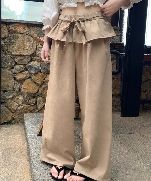 Vipoa(ヴィポア)の「Frill layered relaxy pants(その他パンツ・レディース・ベージュ/ホワイト/チャコールグレー/ライトベージュ・FREE)」の10枚目の写真