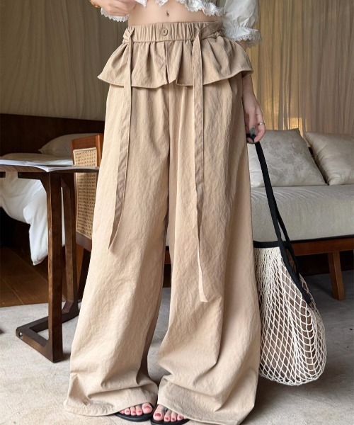 Vipoa(ヴィポア)の「Frill layered relaxy pants(その他パンツ・レディース・ベージュ/ホワイト/チャコールグレー/ライトベージュ・FREE)」の7枚目の写真
