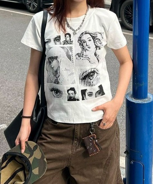 SHERU(シェル)の「【5 デザイン展開】レトロ英字ポートレートプリント半袖 T シャツ リンガータイプあり レディース Y2K ストリートカットソー(Tシャツ/カットソー・レディース・ホワイト系その他2/ホワイト/ホワイト系その他3/ブラック/ホワイト系その他・F)」の15枚目の写真