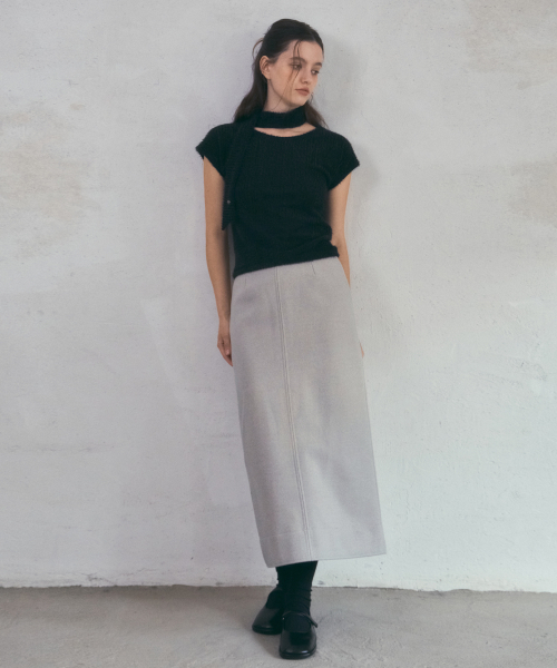 OURNOSTALGIA(アワー ノスタルジア)の「tweed pencil long skirt_Light gray(O25-SK15)(スカート・レディース・ライトグレー・MEDIUM/SMALL)」の3枚目の写真
