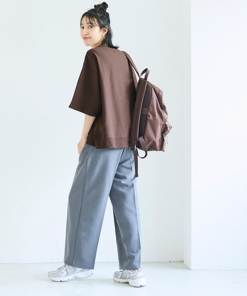 coca(coca)(コカ)の「ミニ裏毛刺繍ロゴ5部丈ワイドスウェットTシャツ(Tシャツ/カットソー・レディース・オートミール/ダークブラウン・L/M/S)」の5枚目の写真