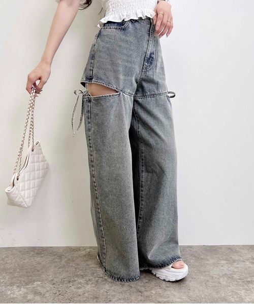 INGNI(イング)の「サイドスリットリボンデニムワイドパンツ(デニムパンツ・レディース・グレー/ブルー系その他・S/M)」の11枚目の写真