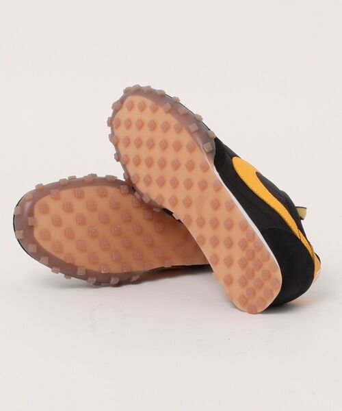 NIKE(ナイキ)の「NIKE WAFFLE RACER IM8658-003(スニーカー・レディース・ブラック・25.5cm/24cm/25cm/26cm/27cm/24.5cm/26.5cm/28.5cm/29cm/27.5cm/28cm)」の9枚目の写真