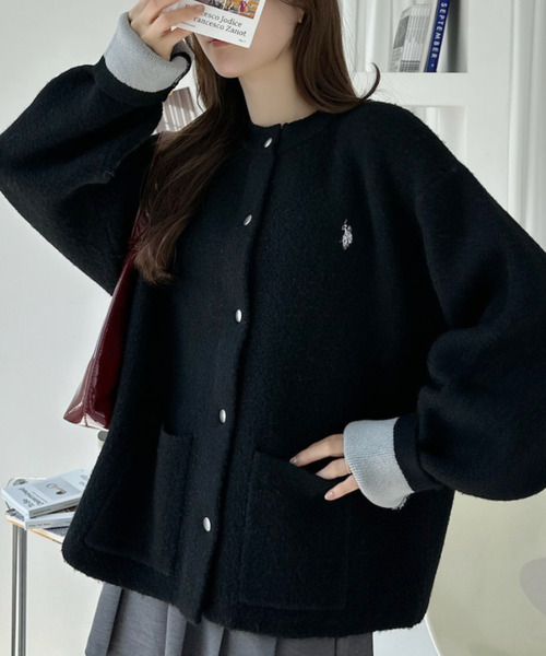 U.S. POLO ASSN.(ユーエスポロアッスン)の「【Ada.別注 U.S. POLO ASSN.】 バイカラー デザイン ニット コーディガン(カーディガン/ボレロ・レディース・グレー/グレイッシュベージュ/ブラック・S/M)」の12枚目の写真