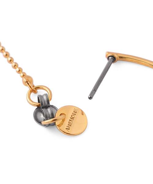 ANEMONE(アネモネ)の「クリアドロップ×チェーンバックキャッチピアス(ピアス(両耳用)・レディース・ゴールド/シルバー・FREE)」の4枚目の写真