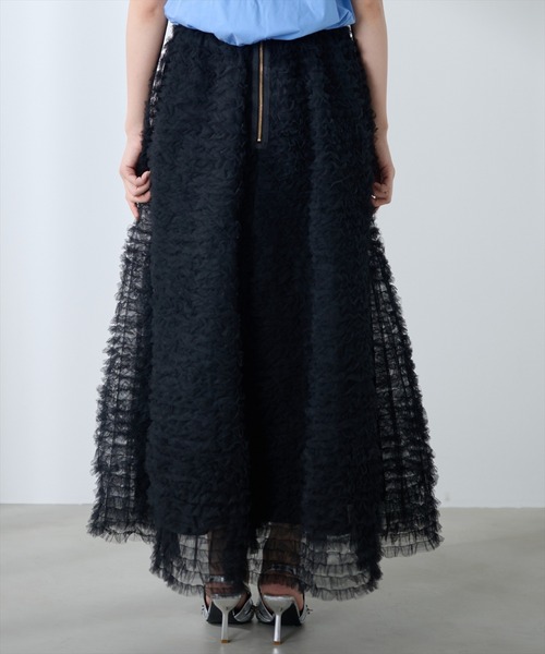 AND COUTURE(アンドクチュール)の「ギャザーフリルチュールスカート(スカート・レディース・アイボリー/ブラック・FREE)」の5枚目の写真