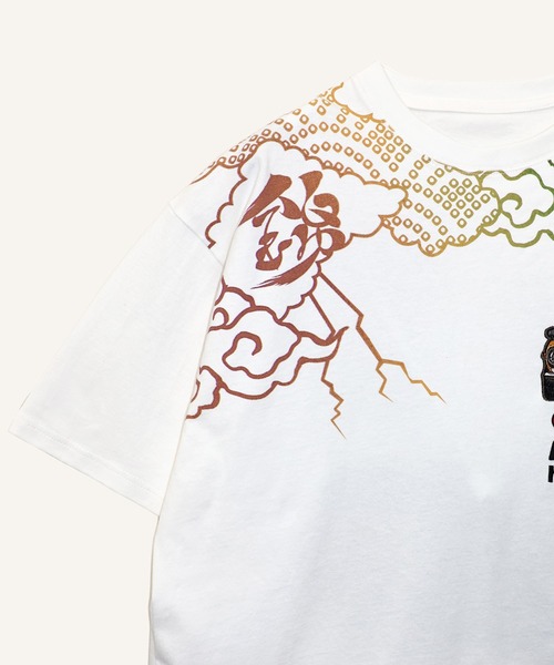 PANDIESTA（パンディエスタ）の「NISSAN×錦 KPGC10型ハコスカ雷雲Tシャツ(M2)（Tシャツ/カットソー・メンズ・ブラック/ホワイト・L/XL/XXL/M）」の12枚目の写真