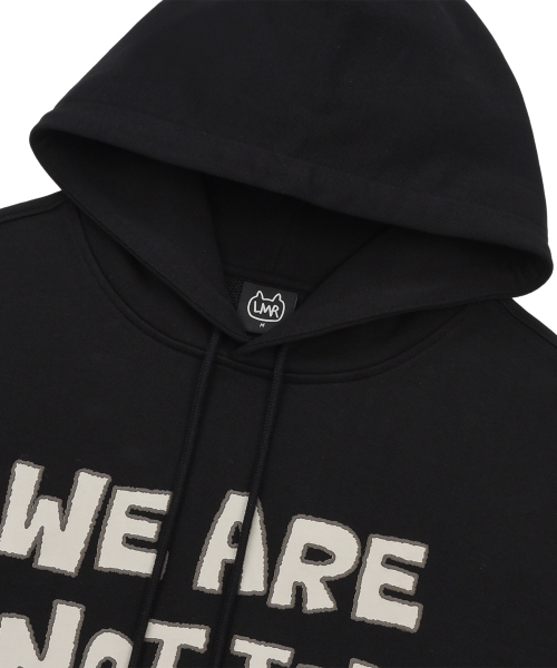 LMR(エルエムアール)の「レタリングキャットポイントグラフィックフードブラック(パーカー・レディース・ブラック・SMALL/MEDIUM/LARGE)」の4枚目の写真