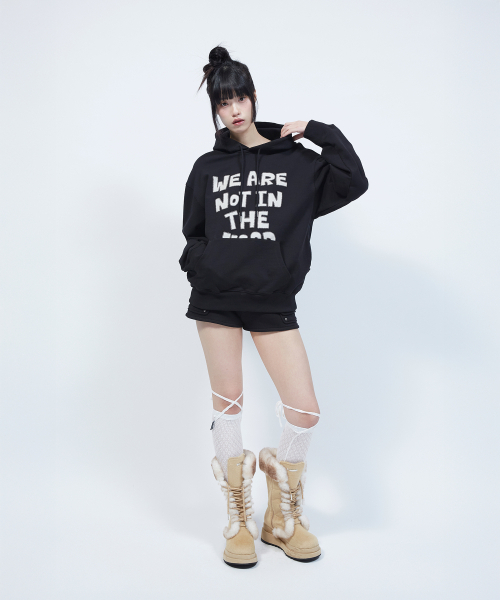 LMR(エルエムアール)の「レタリングキャットポイントグラフィックフードブラック(パーカー・レディース・ブラック・SMALL/MEDIUM/LARGE)」の11枚目の写真