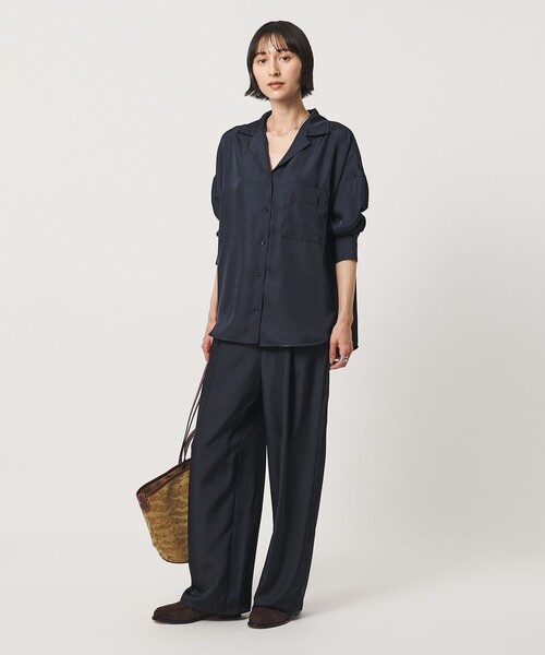 UNITED ARROWS(ユナイテッドアローズ)の「シルクライク イージーパンツ ‐ウォッシャブル‐(その他パンツ・レディース・その他1/ネイビー・36/38)」の8枚目の写真