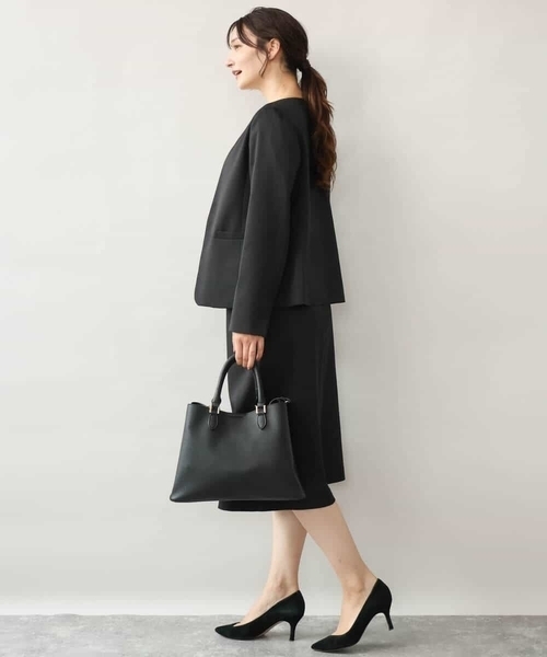 MK MICHEL KLEIN（エムケーミッシェルクラン）の「[セットアップ対応/洗える]イージーツイル カラーレスジャケット（ノーカラージャケット・レディース・ブラック/モカ・38）」の9枚目の写真