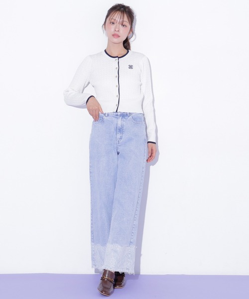 JILL by JILL STUART(ジルバイジルスチュアート)の「ミニケーブルカーディガン(ニット/セーター・レディース・ブラウン/レッド/ホワイト/ネイビー・FREE)」の10枚目の写真