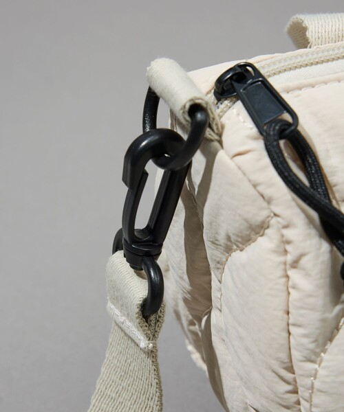 UMBRO（アンブロ）の「UMBRO/アンブロ SP PADDED BOSTON MINI BAG/別注 パデット ミニボストンバッグ（ショルダーバッグ・メンズ・オフホワイト/ブラック/チェック・ONE SIZE）」の9枚目の写真