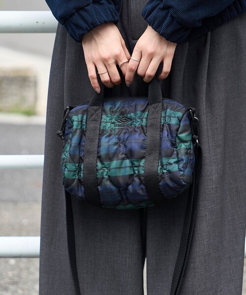 UMBRO（アンブロ）の「UMBRO/アンブロ SP PADDED BOSTON MINI BAG/別注 パデット ミニボストンバッグ（ショルダーバッグ・メンズ・オフホワイト/ブラック/チェック・ONE SIZE）」の17枚目の写真