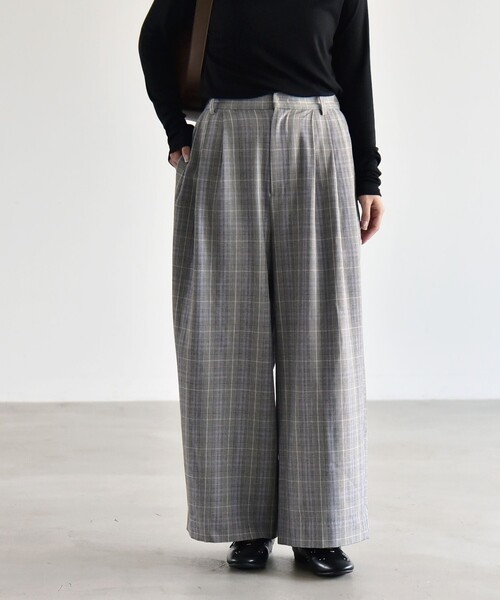quaranciel(カランシエル)の「quaranciel:〈洗濯機可能〉2タック 起毛 ワイド パンツ(その他パンツ・レディース・チャコールグレー/ライトグレー/ブラック/グレー・40/38)」の8枚目の写真