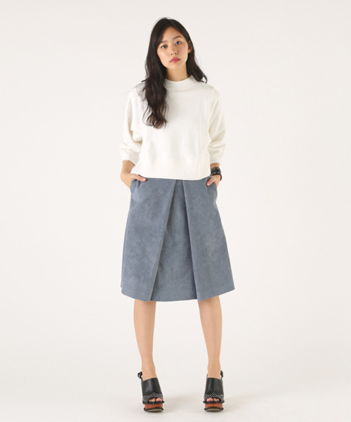 MOUSSY(マウジー)の「BOX TUCKFLARE SK(スカート・レディース・ベージュ/ライトブルー・0/1/2)」の1枚目の写真