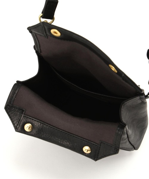 SLOW(スロウ)の「SLOW(スロウ) bono-gasmask shoulder-s(ショルダーバッグ・メンズ・キャメル/ブラック/ブラウン系その他3・F)」の11枚目の写真