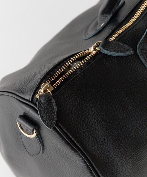 YOUNG&OLSEN The DRYGOODS STORE（ヤングアンドオルセン）の「YOUNG & OLSEN/ヤングアンドオルセン EMBOSSED LEATHER D BOSTON M ボストンバッグ 秋 秋服 2026年秋冬（ボストンバッグ・レディース・ブラック・FREE）」の9枚目の写真