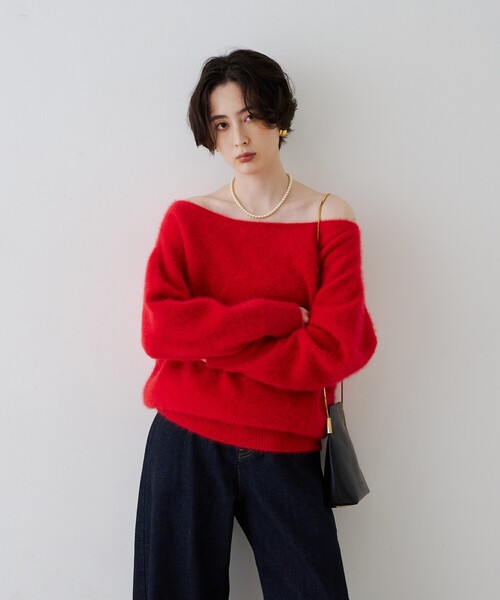 Rouge vif(ルージュヴィフ)の「【定番人気 / 2026AW新作】フォックスウールボートネックニットプルオーバー / オフショルダー / ワンショルダー(ニット/セーター・レディース・グレー/レッド/オフホワイト/モカ・フリー)」の5枚目の写真
