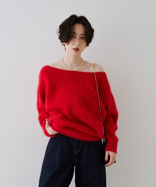 Rouge vif(ルージュヴィフ)の「【定番人気 / 2026AW新作】フォックスウールボートネックニットプルオーバー / オフショルダー / ワンショルダー(ニット/セーター・レディース・グレー/レッド/オフホワイト/モカ・フリー)」の6枚目の写真