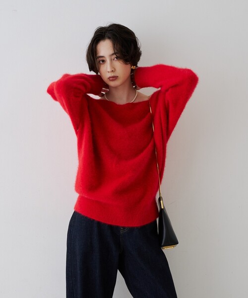 Rouge vif(ルージュヴィフ)の「【定番人気 / 2026AW新作】フォックスウールボートネックニットプルオーバー / オフショルダー / ワンショルダー(ニット/セーター・レディース・グレー/レッド/オフホワイト/モカ・フリー)」の8枚目の写真