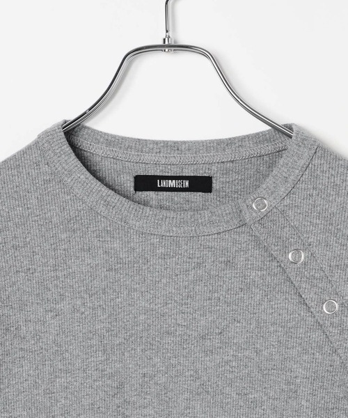 LAND MUSEUM(ランドミュージアム)の「LAND MUSEUM/スリムアシメヘンリーロングスリーブ(Tシャツ/カットソー・メンズ・ブラック/グレー・LARGE/MEDIUM)」の4枚目の写真