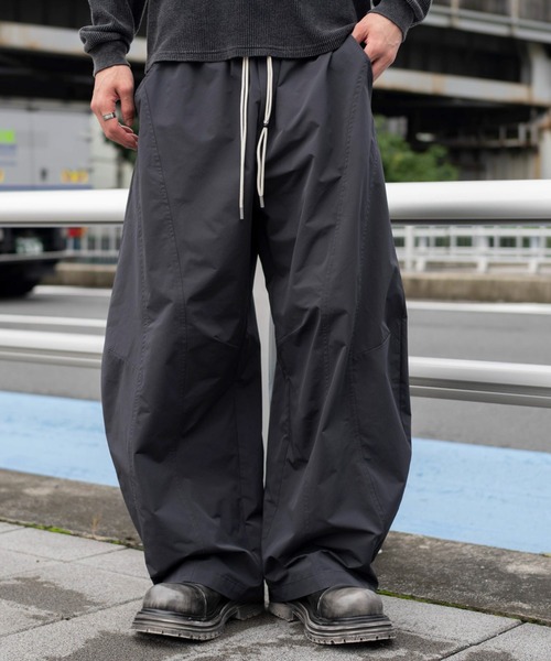 WEGO(ウィゴー)の「WEGO/【26年秋冬新作】テクニカルバルーンパンツ(チノパンツ・メンズ・ブラック/グレー・MEDIUM/LARGE)」の15枚目の写真