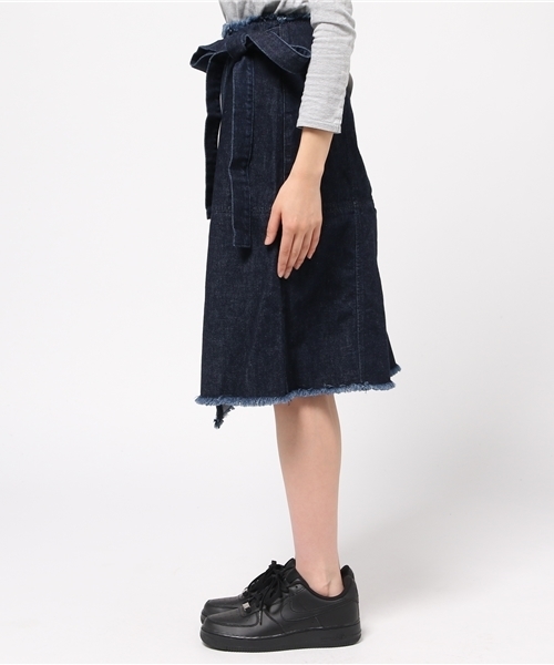 MOUSSY(マウジー)の「WRAP DENIM SK(デニムスカート・レディース・ライトブルー/ダークブルー・1/2)」の9枚目の写真