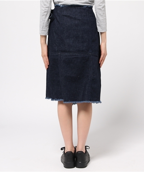 MOUSSY(マウジー)の「WRAP DENIM SK(デニムスカート・レディース・ライトブルー/ダークブルー・1/2)」の10枚目の写真