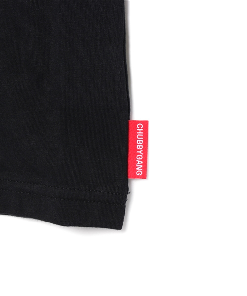 CHUBBYGANG（チャビーギャング）の「取り外しネックレス風チャーム付Tシャツ（Tシャツ/カットソー・キッズ・ホワイト/ブラック・100/120/110/130/90）」の3枚目の写真