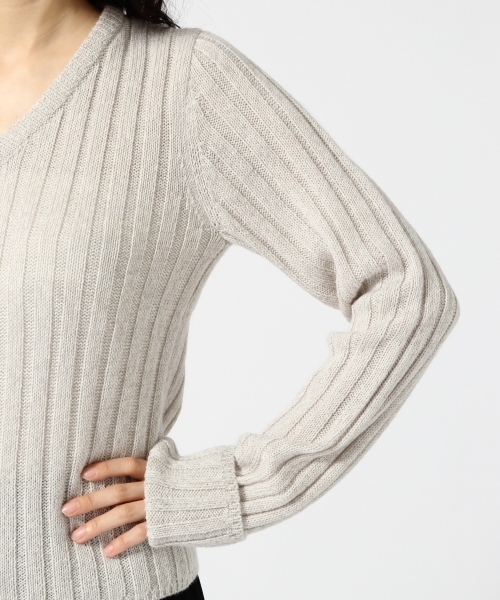 HARE（ハレ）の「ロングソデVニット(HARE)（ニット/セーター・レディース・ブラック/レッド/オフホワイト・FREE）」の7枚目の写真