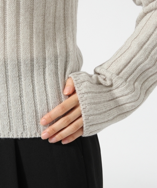 HARE（ハレ）の「ロングソデVニット(HARE)（ニット/セーター・レディース・ブラック/レッド/オフホワイト・FREE）」の8枚目の写真