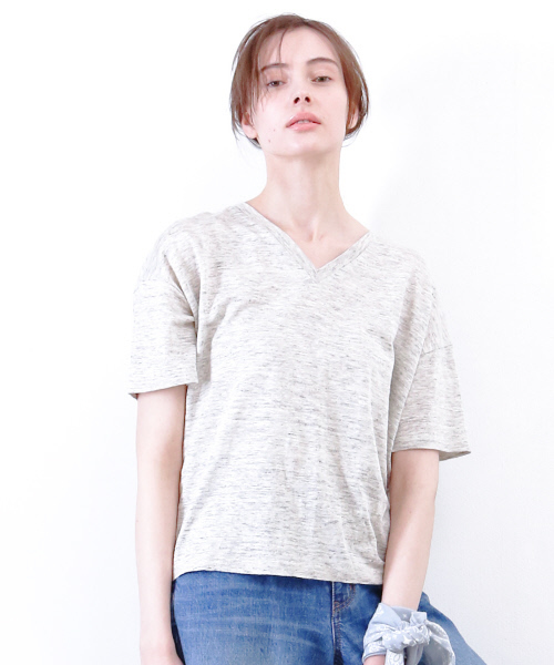 collex_(コレックス)の「リネン天竺VネックTシャツ(Tシャツ/カットソー)」|グレー