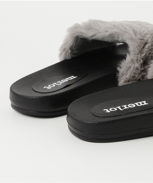 MERLOT（メルロー）の「ファーフラットサンダル040-3437S（サンダル・レディース・ベージュ/ブラック/ワイン/グレー・L/M）」の9枚目の写真