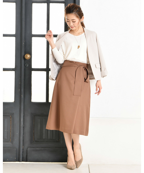 un dix cors(アンディコール)の「ラップ風フレアタイトスカート(スカート・レディース・キャメル/ネイビー・フリ-)」の8枚目の写真