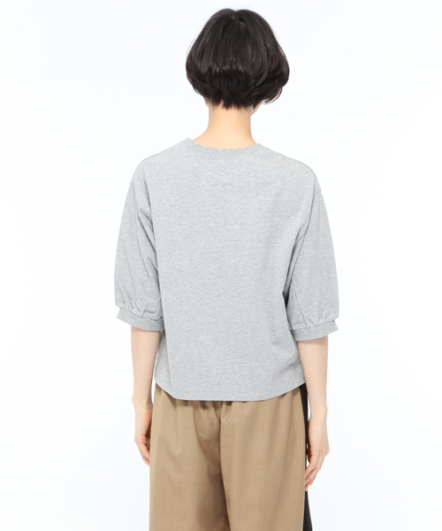 LAKOLE(ラコレ)の「製品染めパフスリーブTシャツ / LAKOLE(Tシャツ/カットソー・レディース・アイボリー/セージグリーン/グレー/ブラック・MEDIUM/SMALL)」の16枚目の写真