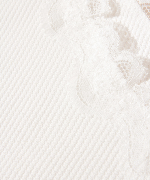 apres jour（アプレジュール）の「ワッフルレースメローT【ZOZOTOWN限定アイテム】（Tシャツ/カットソー・レディース・イエロー/オフホワイト/ブラック/サックスブルー・フリー）」の22枚目の写真