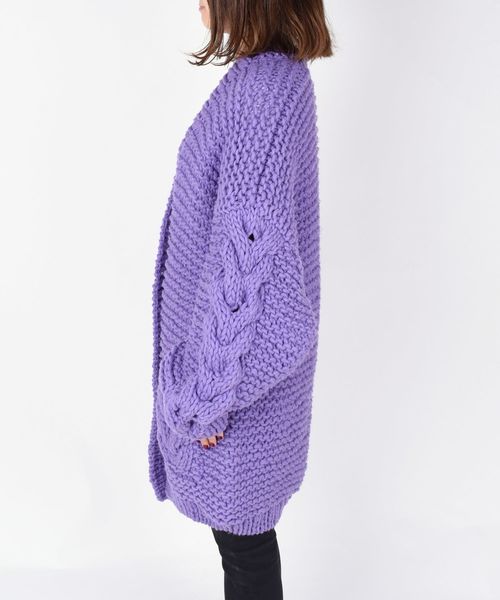KIIRA（キーラ）の「【別注】KiiRA:ケーブルニットカーディガン◇（カーディガン/ボレロ・レディース・オフホワイト/ラベンダー・ONE SIZE）」の11枚目の写真