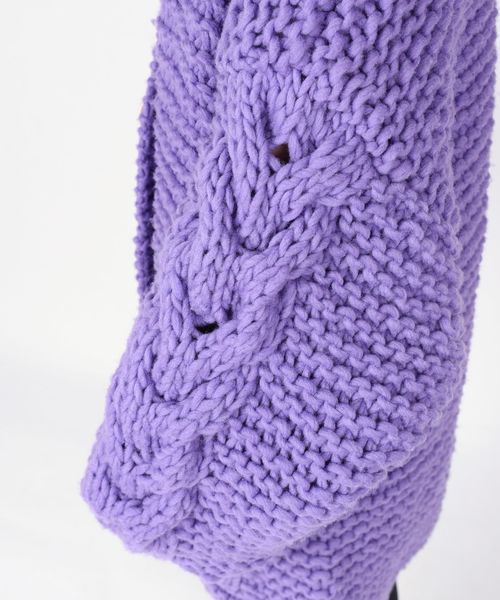 KIIRA（キーラ）の「【別注】KiiRA:ケーブルニットカーディガン◇（カーディガン/ボレロ・レディース・オフホワイト/ラベンダー・ONE SIZE）」の9枚目の写真